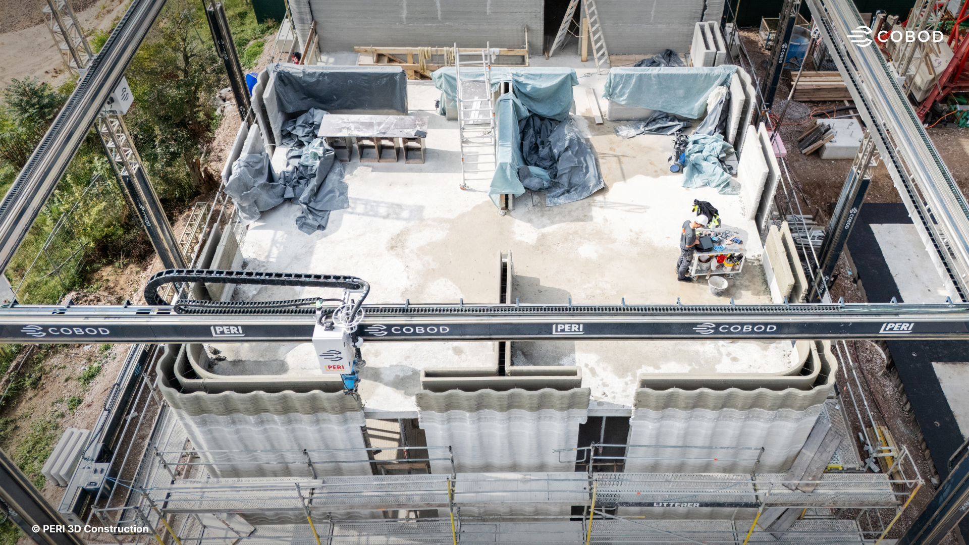 The DREIHAUS project is optimized for 3D construction printing, enabling completion up to 30% faster than with conventional building methods.